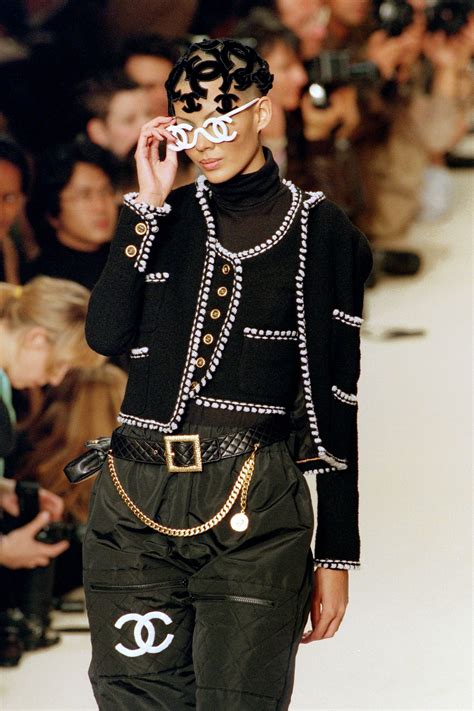 chanel 2001 collection|chanel fashion show 2000s.